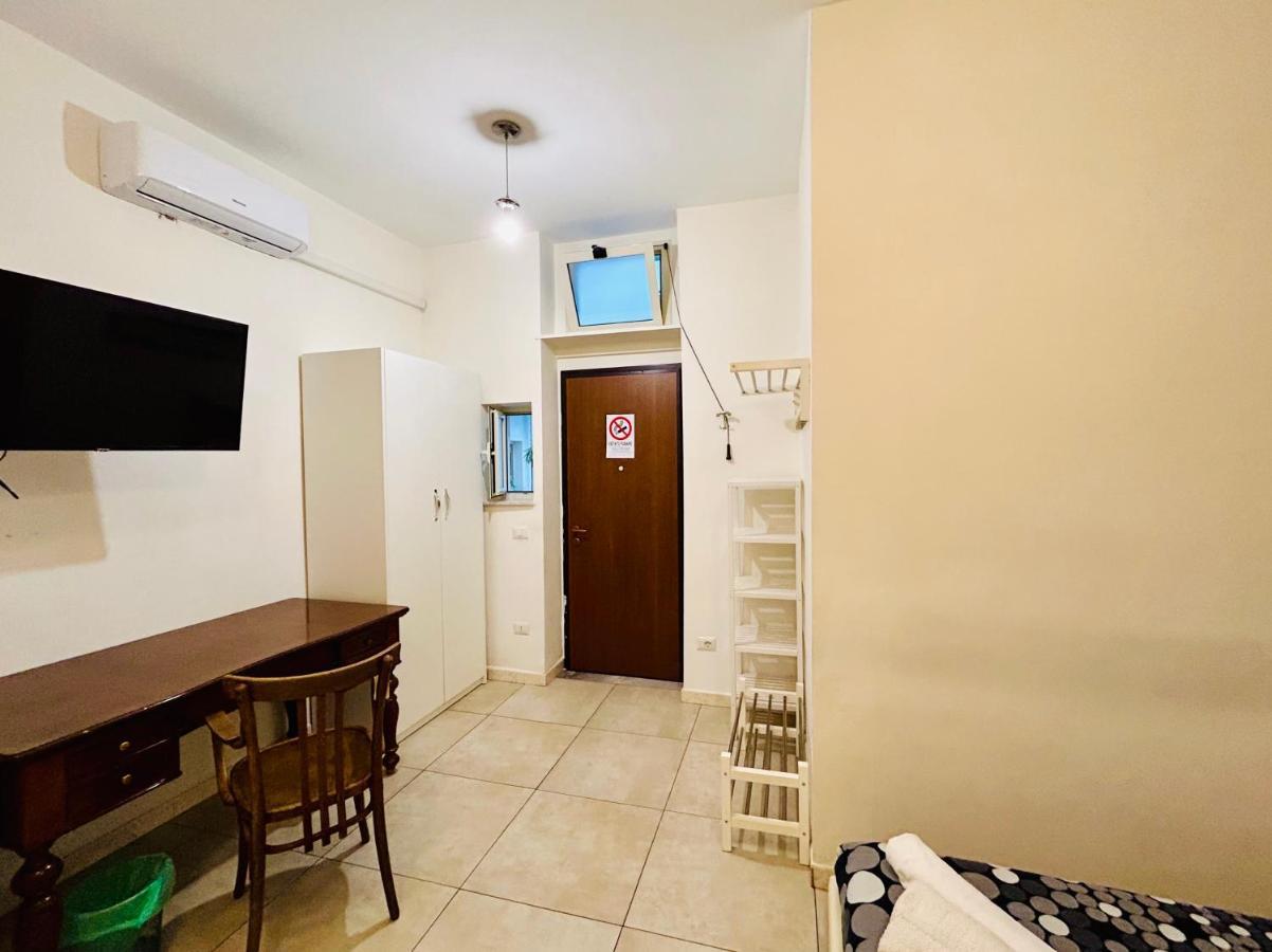 Guest house Tribunali Naples